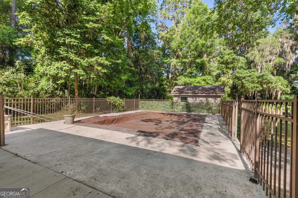 8609 Gohler AVE Savannah, GA 31406