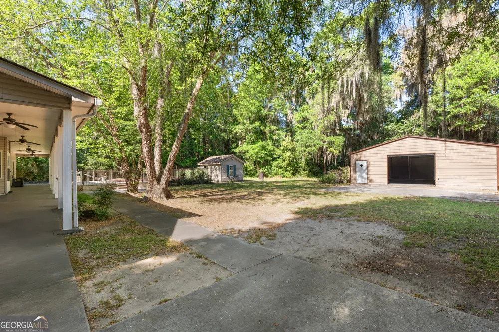 8609 Gohler AVE Savannah, GA 31406