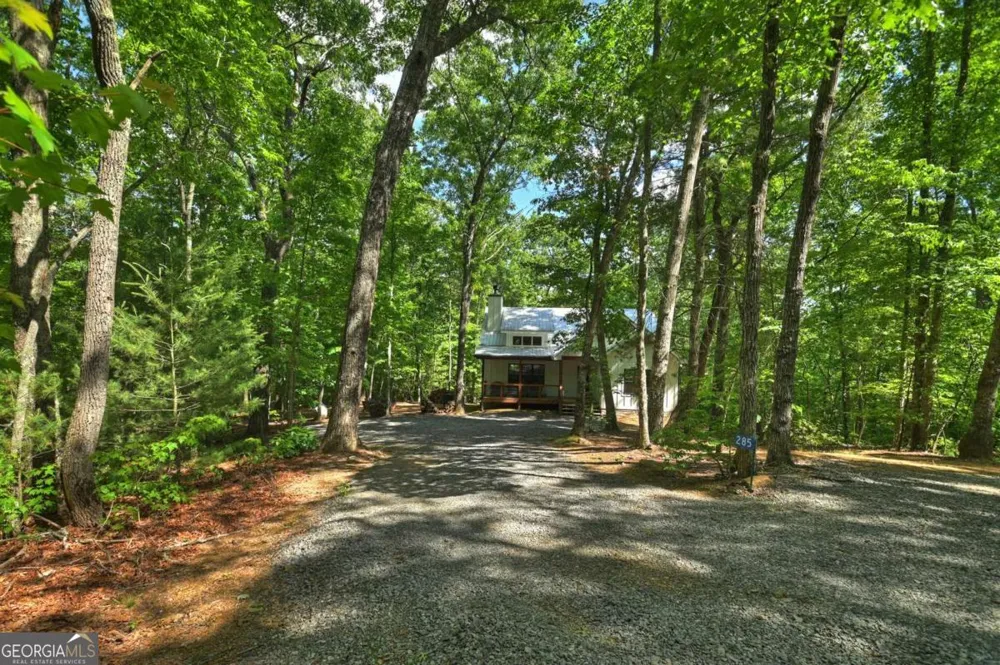 285 Pine Terrace CIR Blue Ridge, GA 30513