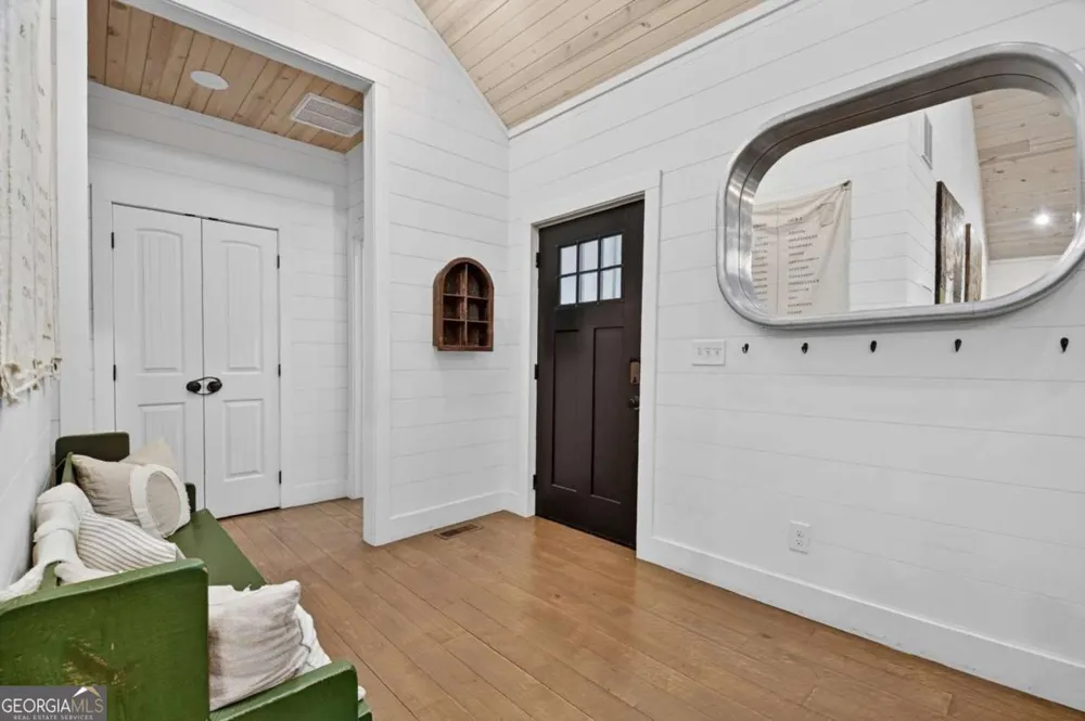 285 Pine Terrace CIR Blue Ridge, GA 30513