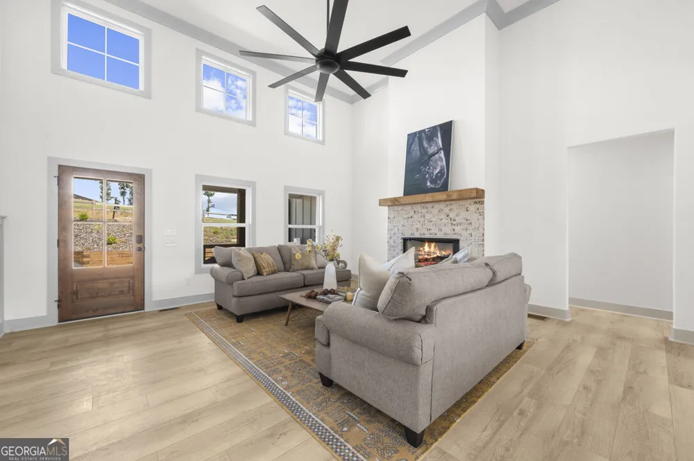 222 Mystic DR Ellijay, GA 30540