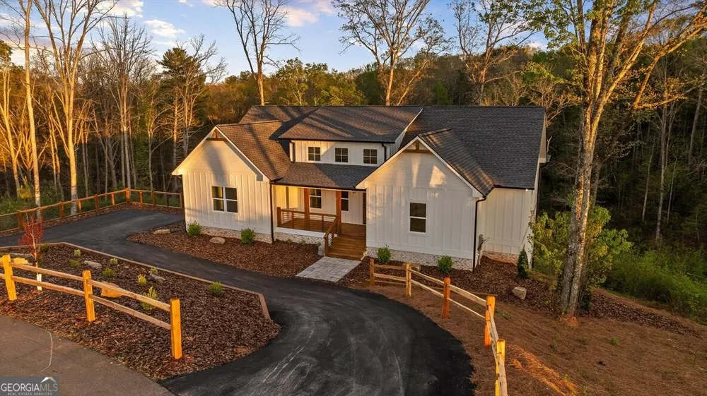 222 Mystic DR Ellijay, GA 30540