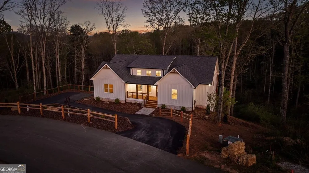222 Mystic DR Ellijay, GA 30540