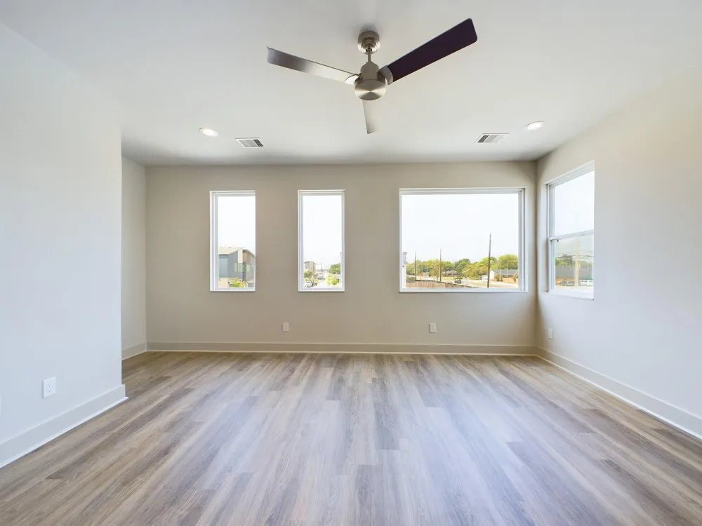 5726 Rucio Lane Houston, TX 77092