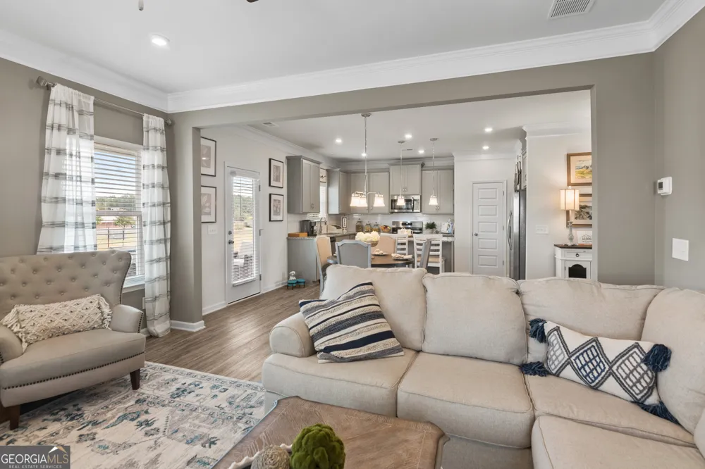 208 Antiquity CIR Perry, GA 31069