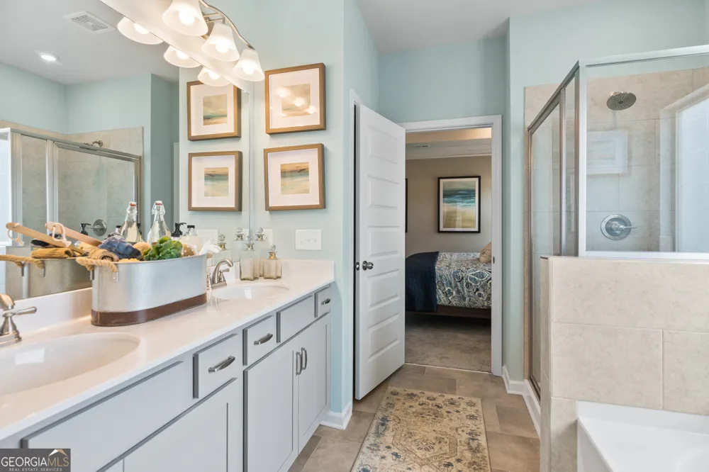 208 Antiquity CIR Perry, GA 31069