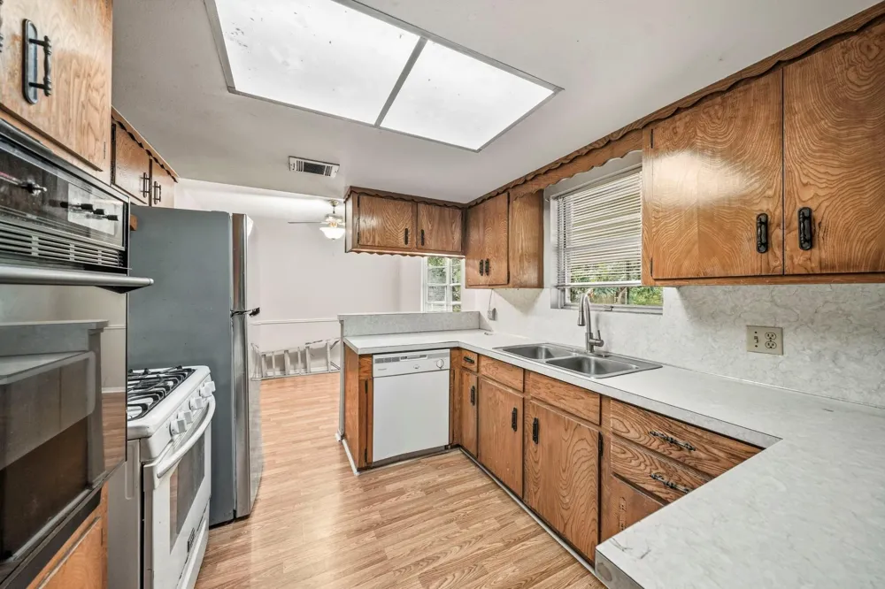3324 Kathryn Circle Pasadena, TX 77503