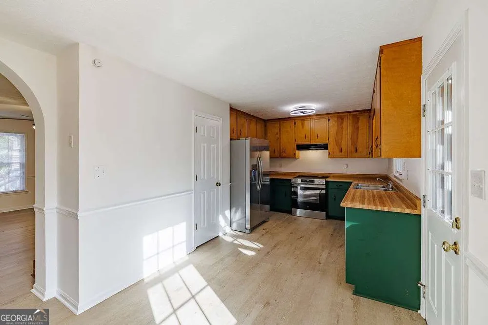 135 Longbranch CT Athens, GA 30605