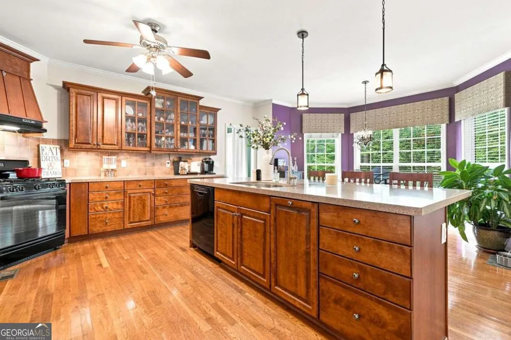 355 Mccook CIR NW Kennesaw, GA 30144