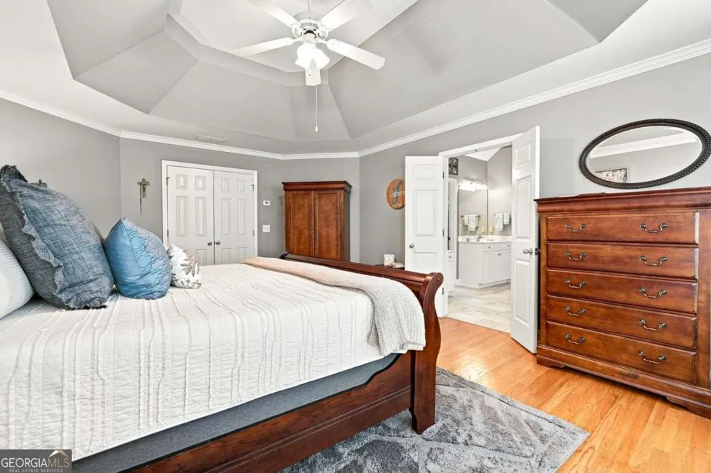 355 Mccook CIR NW Kennesaw, GA 30144