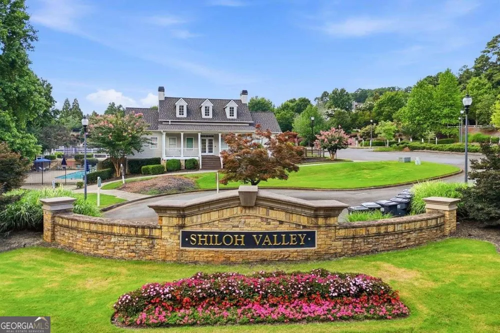 355 Mccook CIR NW Kennesaw, GA 30144