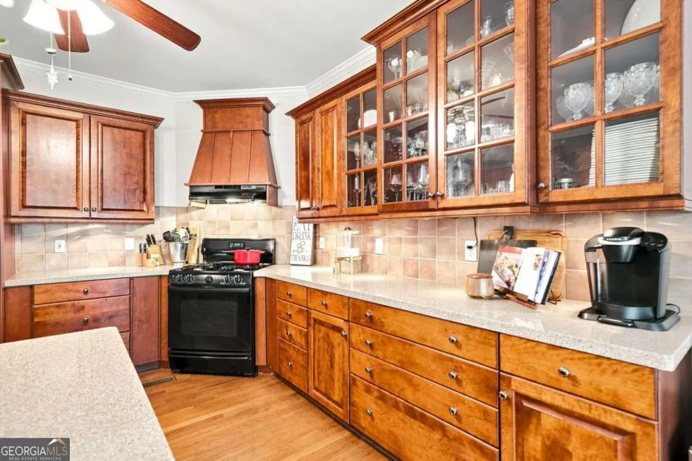 355 Mccook CIR NW Kennesaw, GA 30144