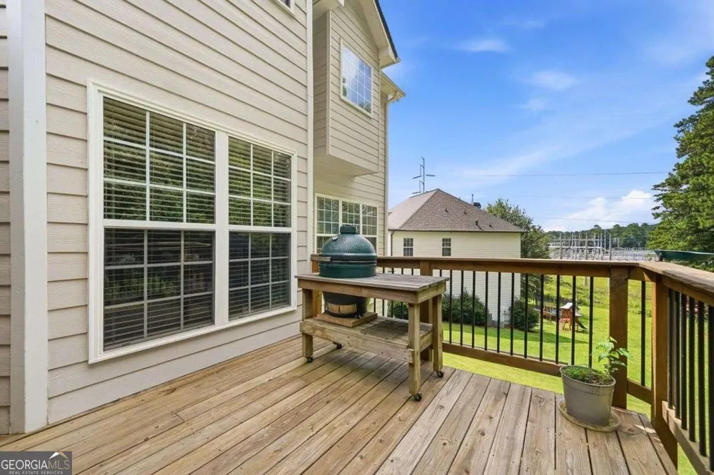 355 Mccook CIR NW Kennesaw, GA 30144