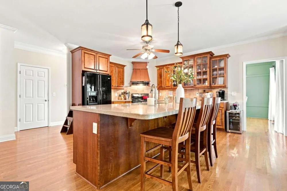 355 Mccook CIR NW Kennesaw, GA 30144
