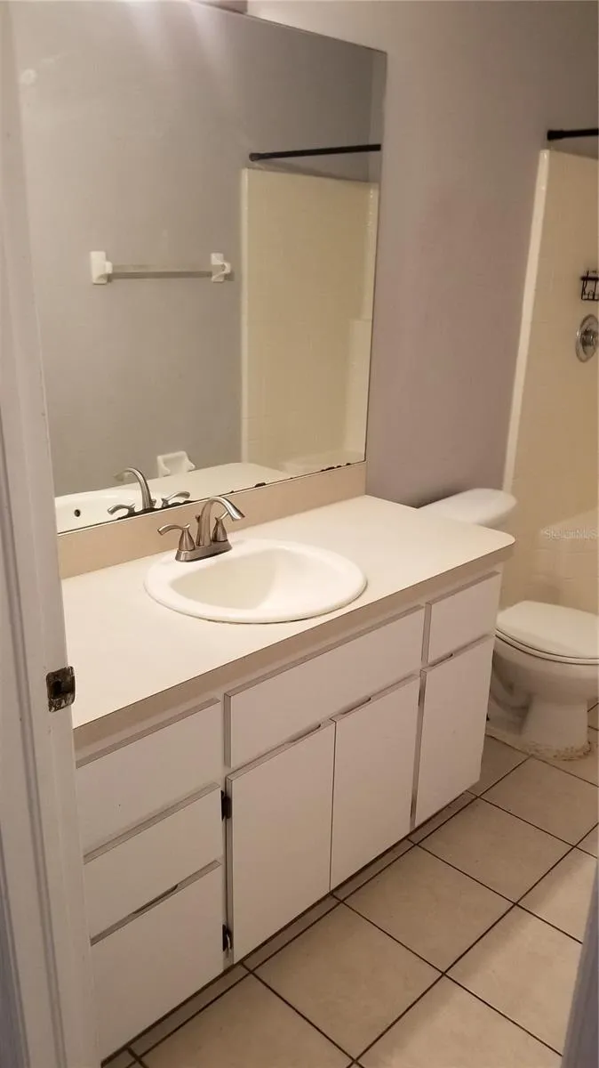 37221 GRASSY HILL LANE Dade City, FL 33525