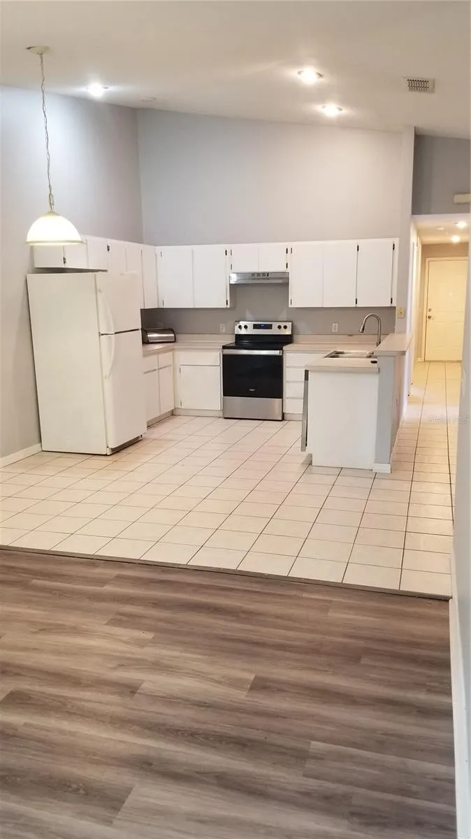 37221 GRASSY HILL LANE Dade City, FL 33525