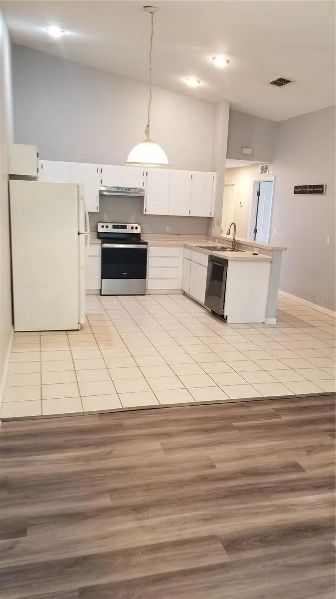 37221 GRASSY HILL LANE Dade City, FL 33525