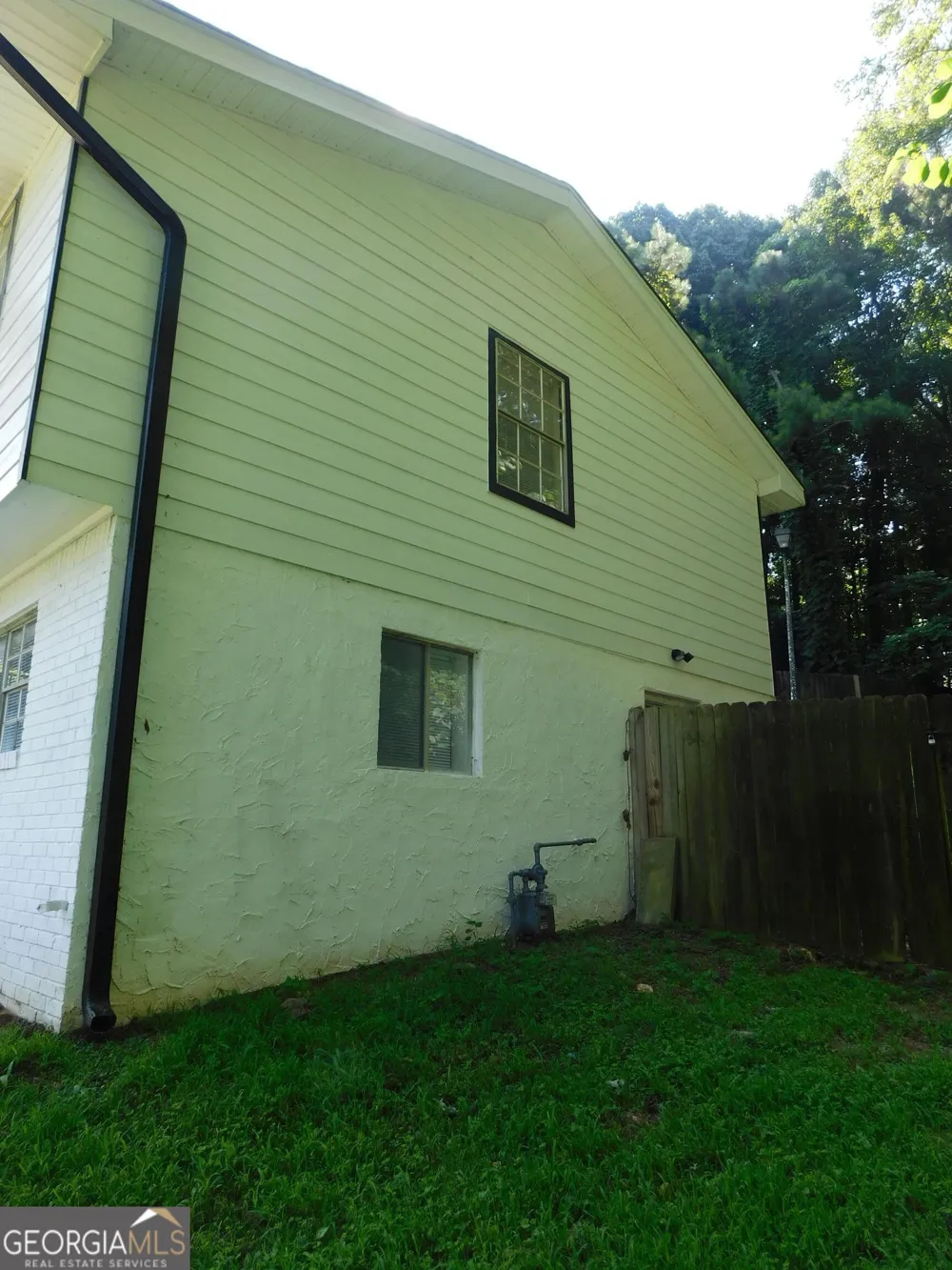 6740 Cambridge DR Rex, GA 30273