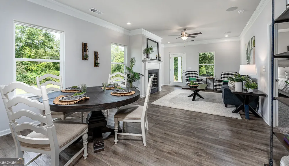 108 Antique BND Perry, GA 31069