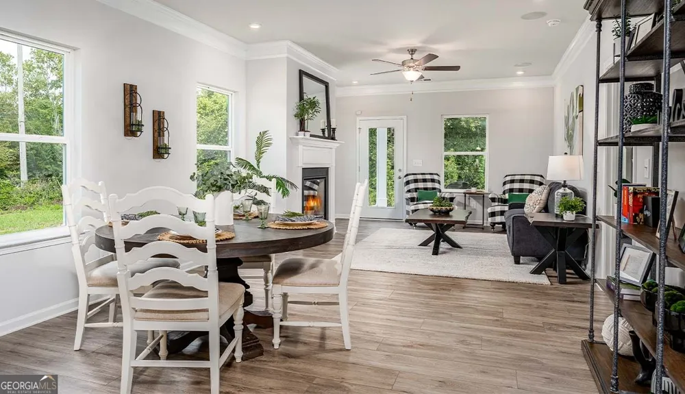 108 Antique BND Perry, GA 31069