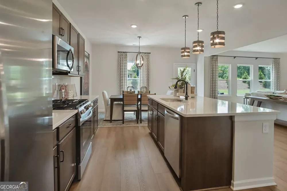 215 Antiquity CIR Perry, GA 31069