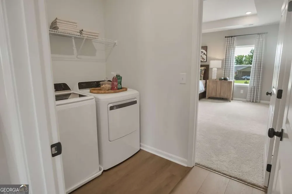 215 Antiquity CIR Perry, GA 31069
