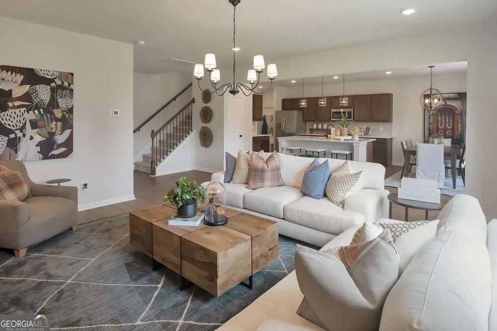 215 Antiquity CIR Perry, GA 31069