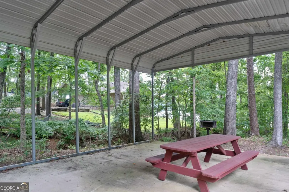 299 Little River TRL Eatonton, GA 31024