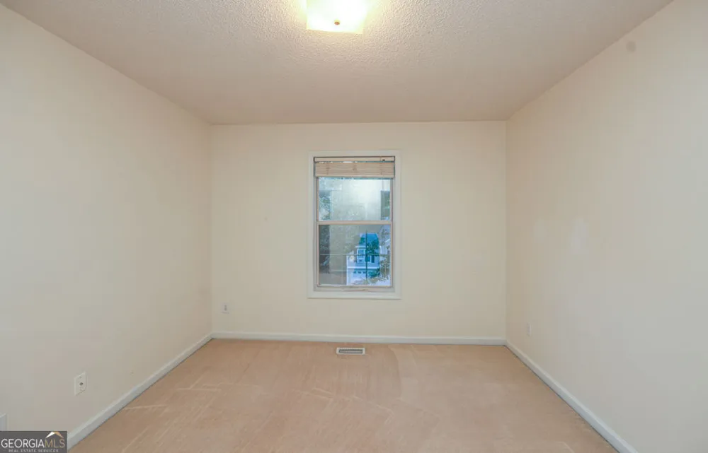 3029 Clove Tree LN Woodstock, GA 30189