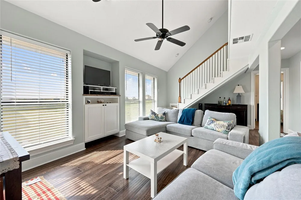 90 Private Road 638 #90 Houston, TX 77457