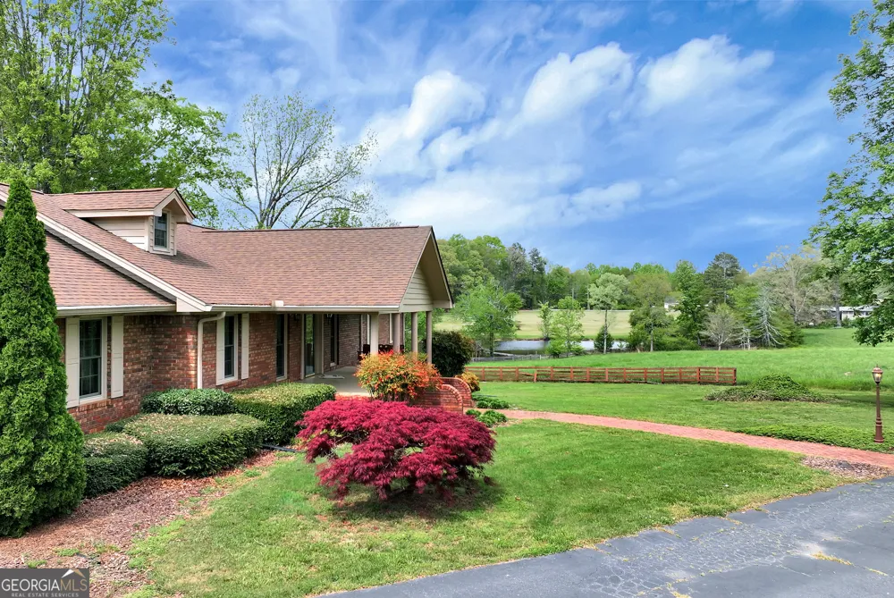 2801 Hwy 105 Demorest, GA 30535