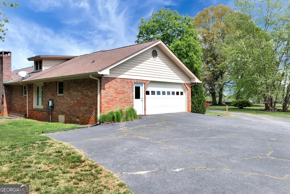 2801 Hwy 105 Demorest, GA 30535