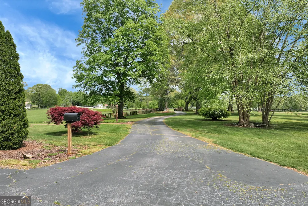2801 Hwy 105 Demorest, GA 30535