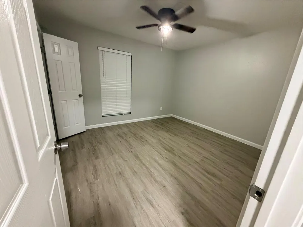 1507 Bonnie Street South Houston, TX 77587