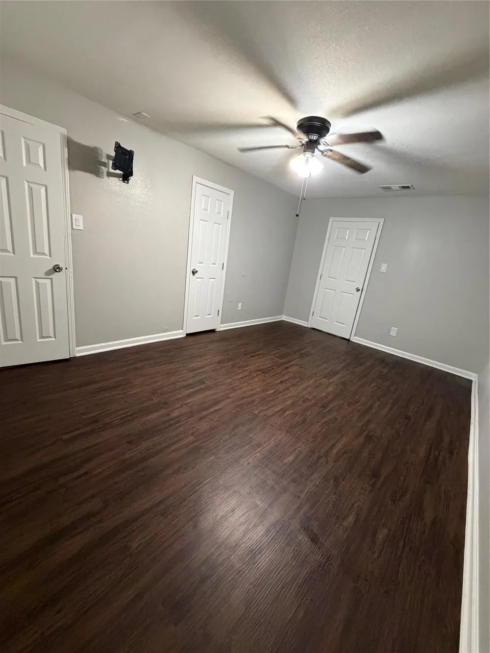 1507 Bonnie Street South Houston, TX 77587