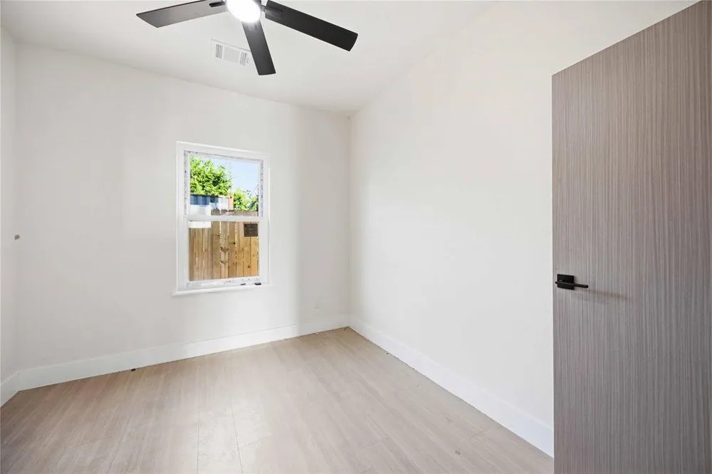 4216 Dreyfus Street Houston, TX 77021