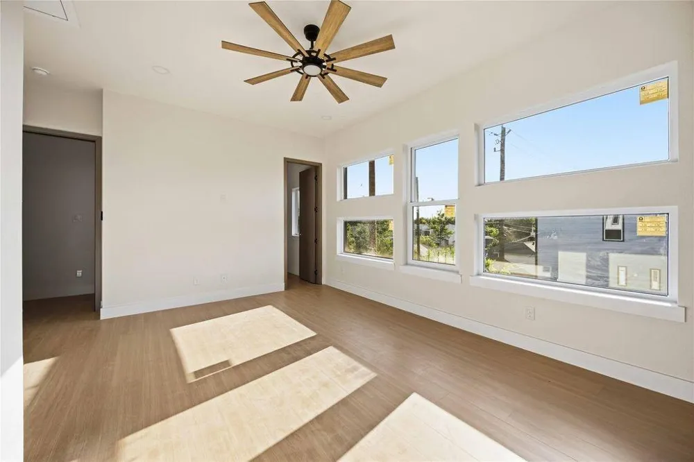 4216 Dreyfus Street Houston, TX 77021