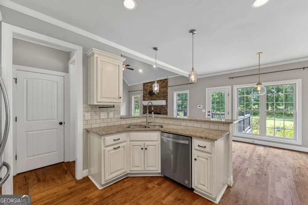 2165 Harperfield DR Bogart, GA 30622