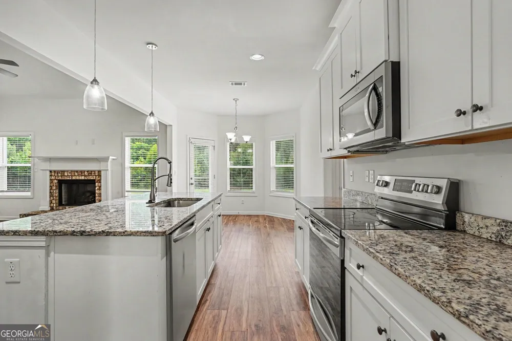 1108 Birchwood DR Griffin, GA 30224