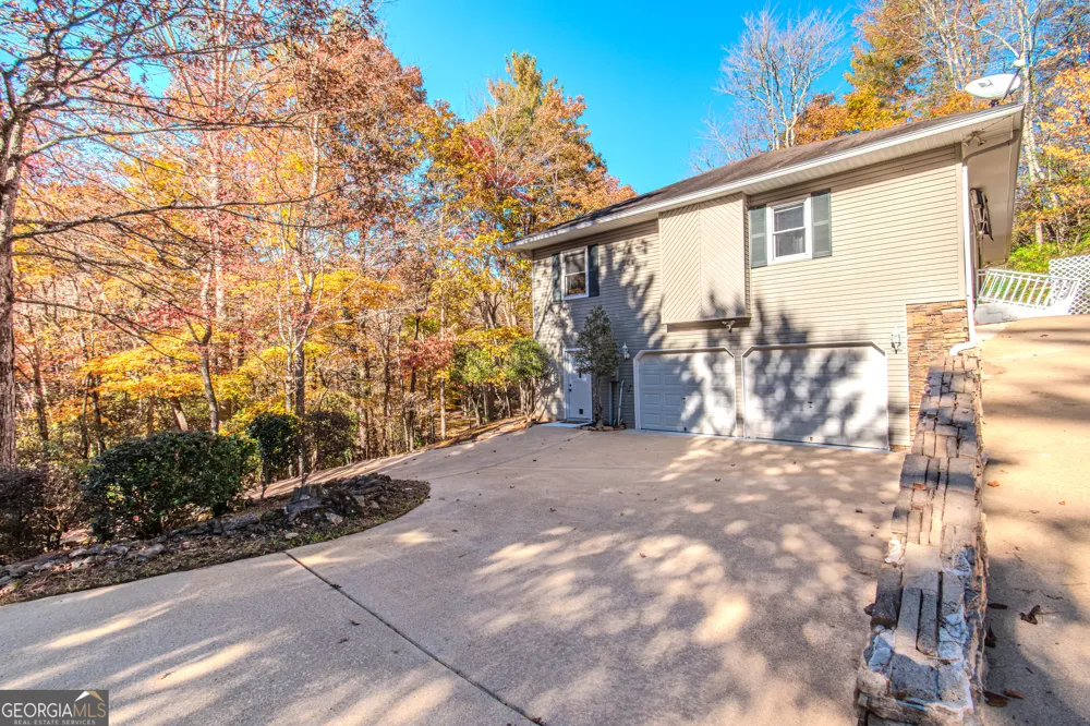 339 Wehunt RD Blue Ridge, GA 30513