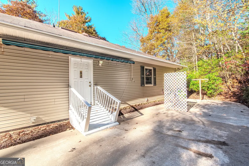 339 Wehunt RD Blue Ridge, GA 30513