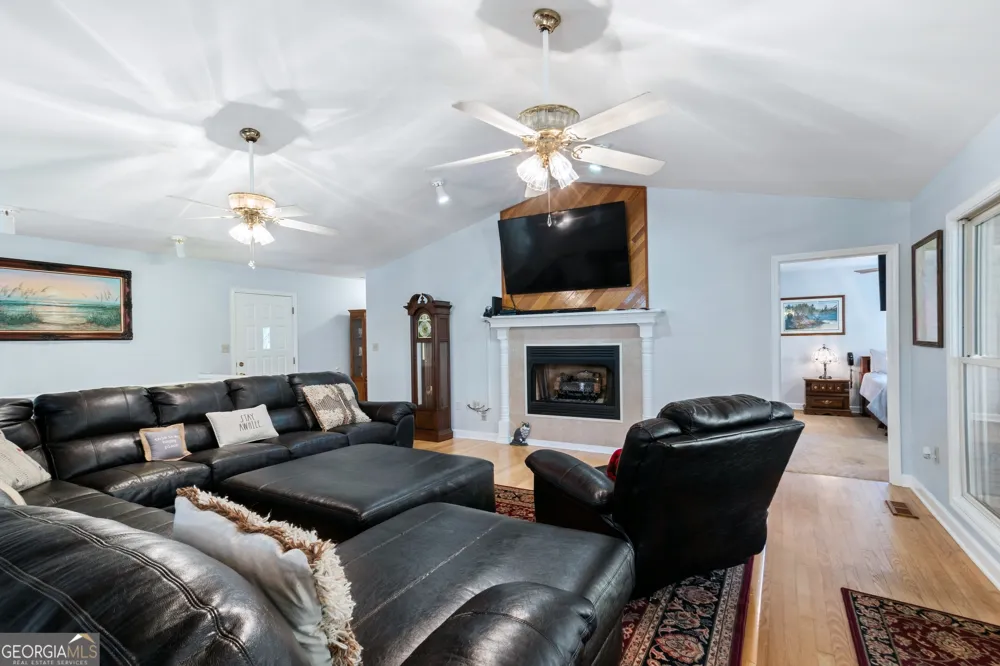 339 Wehunt RD Blue Ridge, GA 30513