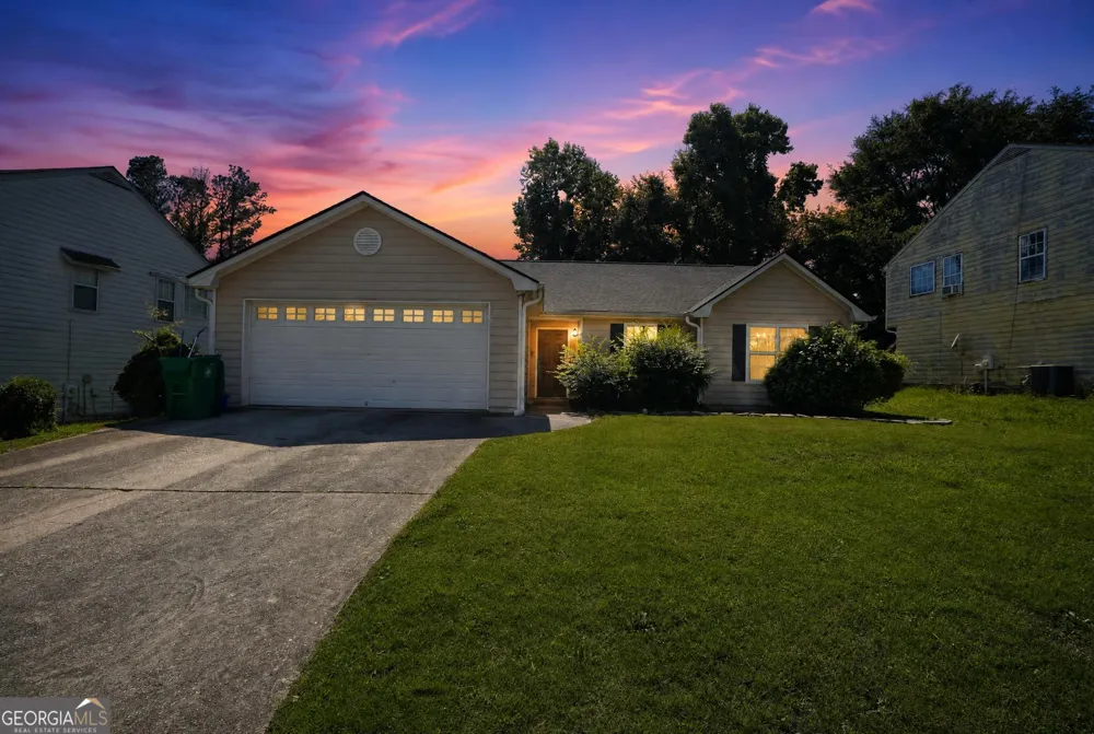 3235 Hunters Crossing PT Lithonia, GA 30038