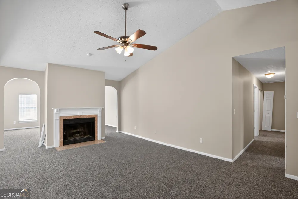 3235 Hunters Crossing PT Lithonia, GA 30038