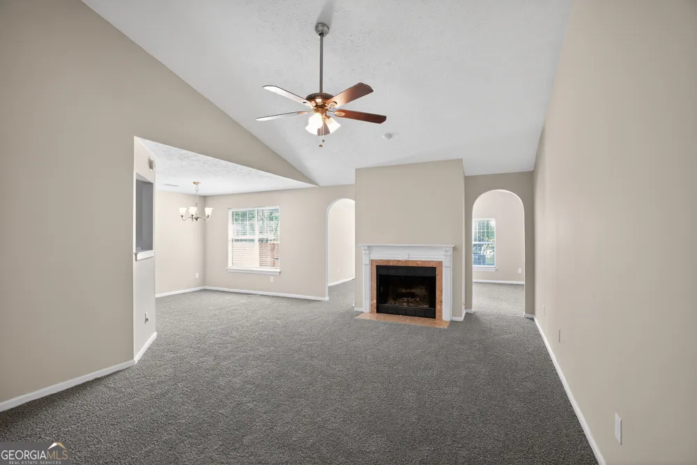 3235 Hunters Crossing PT Lithonia, GA 30038