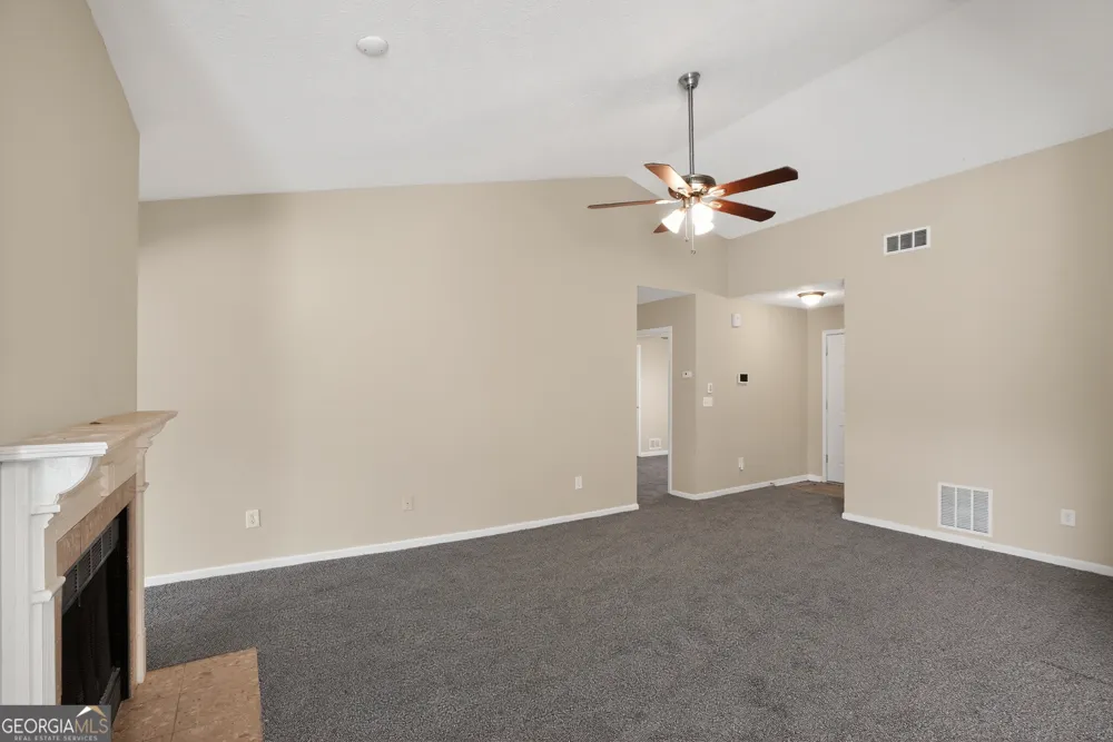 3235 Hunters Crossing PT Lithonia, GA 30038