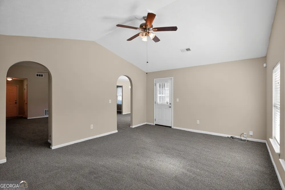 3235 Hunters Crossing PT Lithonia, GA 30038