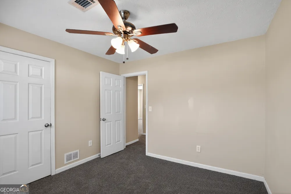 3235 Hunters Crossing PT Lithonia, GA 30038