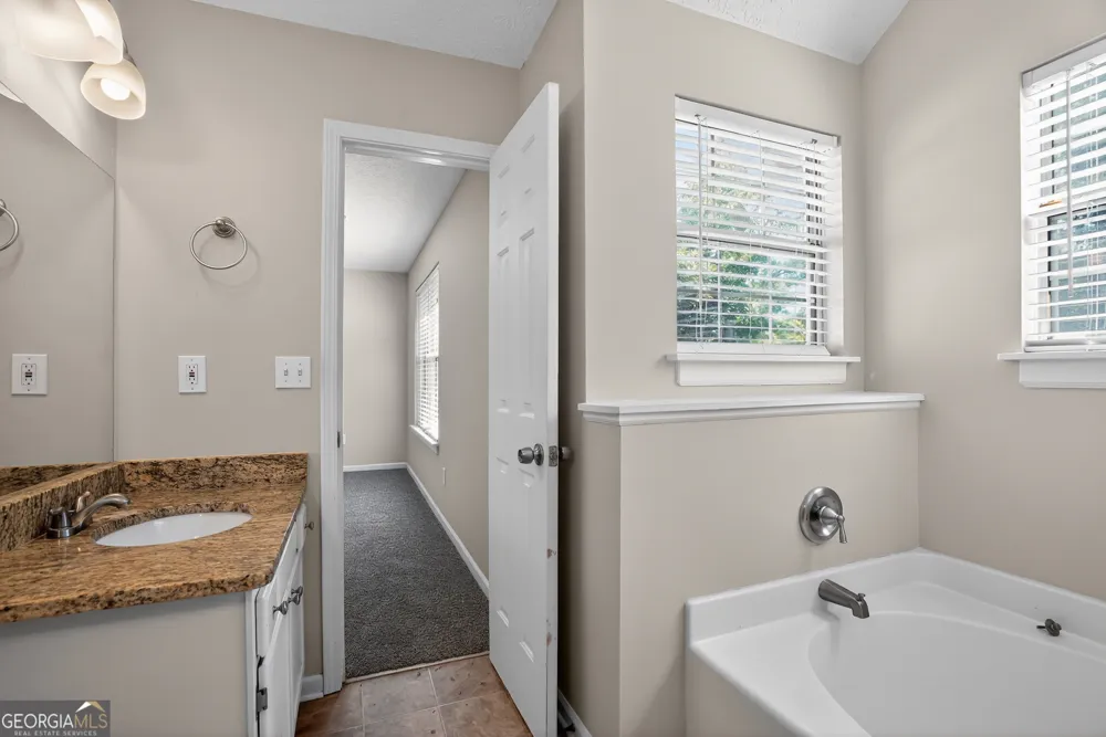 3235 Hunters Crossing PT Lithonia, GA 30038