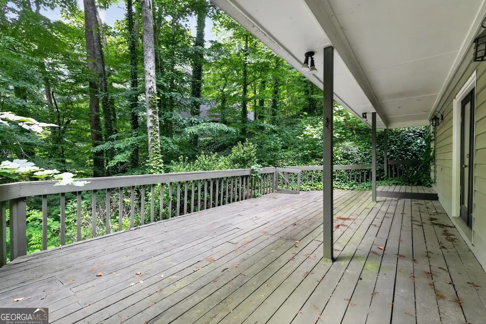 7127 Riverside DR Atlanta, GA 30328